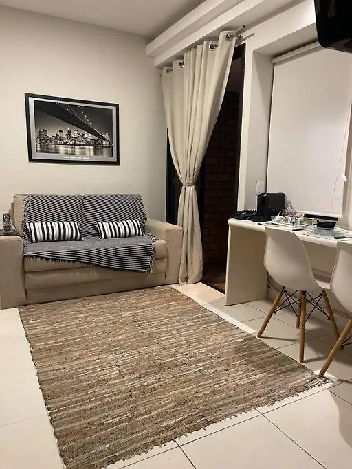 Appartement Flat Moema Com Varanda,Lazer,Servicos E Vaga à São Paulo